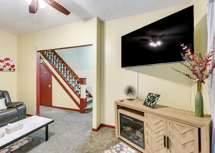 Easy & Hospital Access! Holiday home Pittsburgh