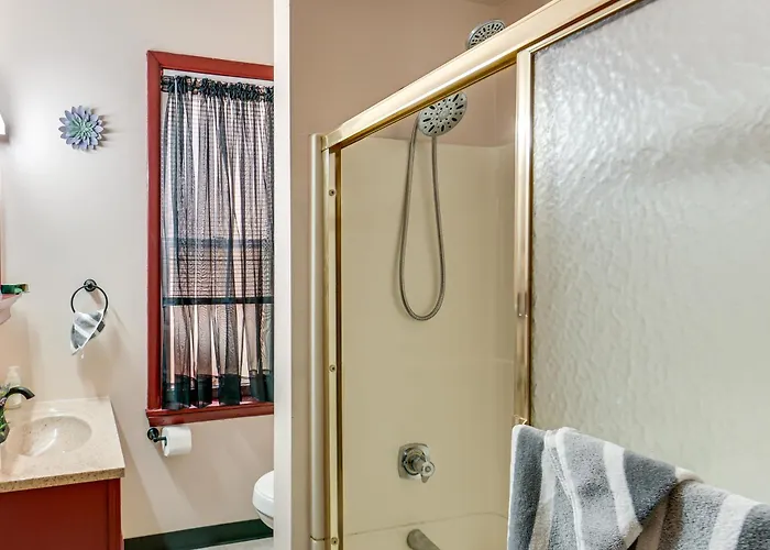 Easy & Hospital Access! Holiday home Pittsburgh